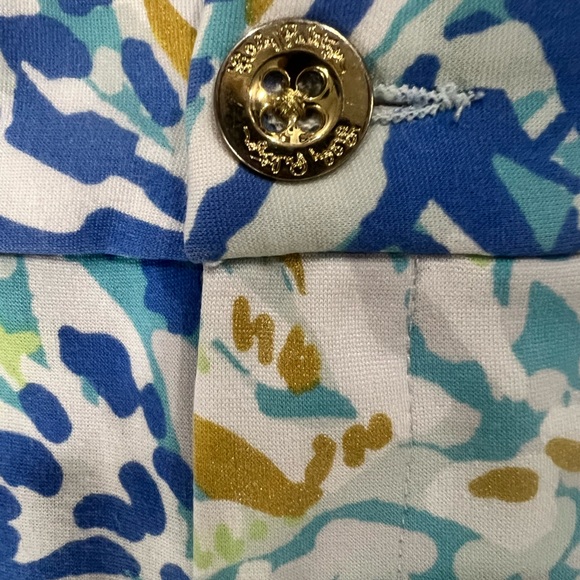 Lilly Pulitzer Callahan Shorts - Picture 5 of 5